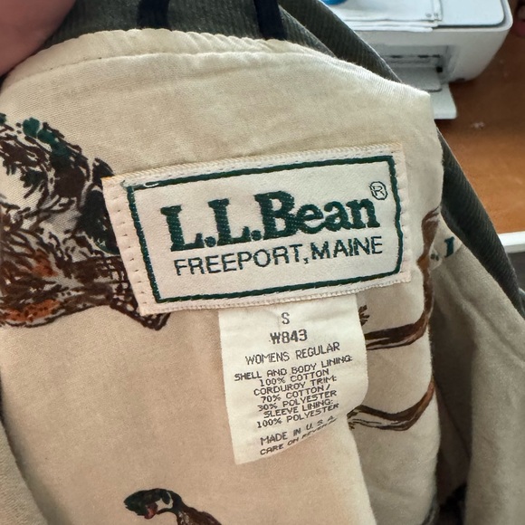 LL Bean Field Coat in Heavy Canvas with Animal Print Lining - Picture 3 of 6